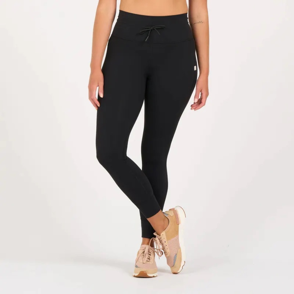 Vuori Daily Legging in Black size M